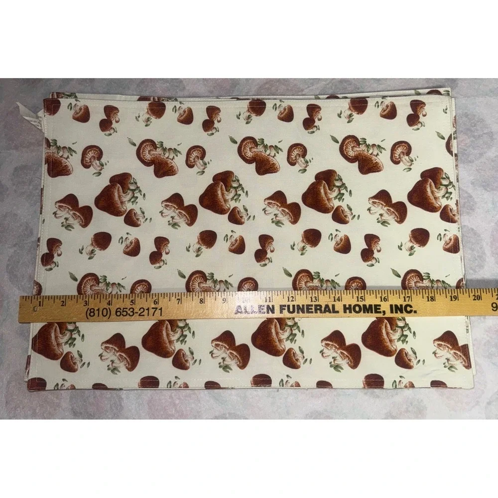 8 Mushroom Print Rectangular Fabric Placemat Kitchen Dining Table Decor